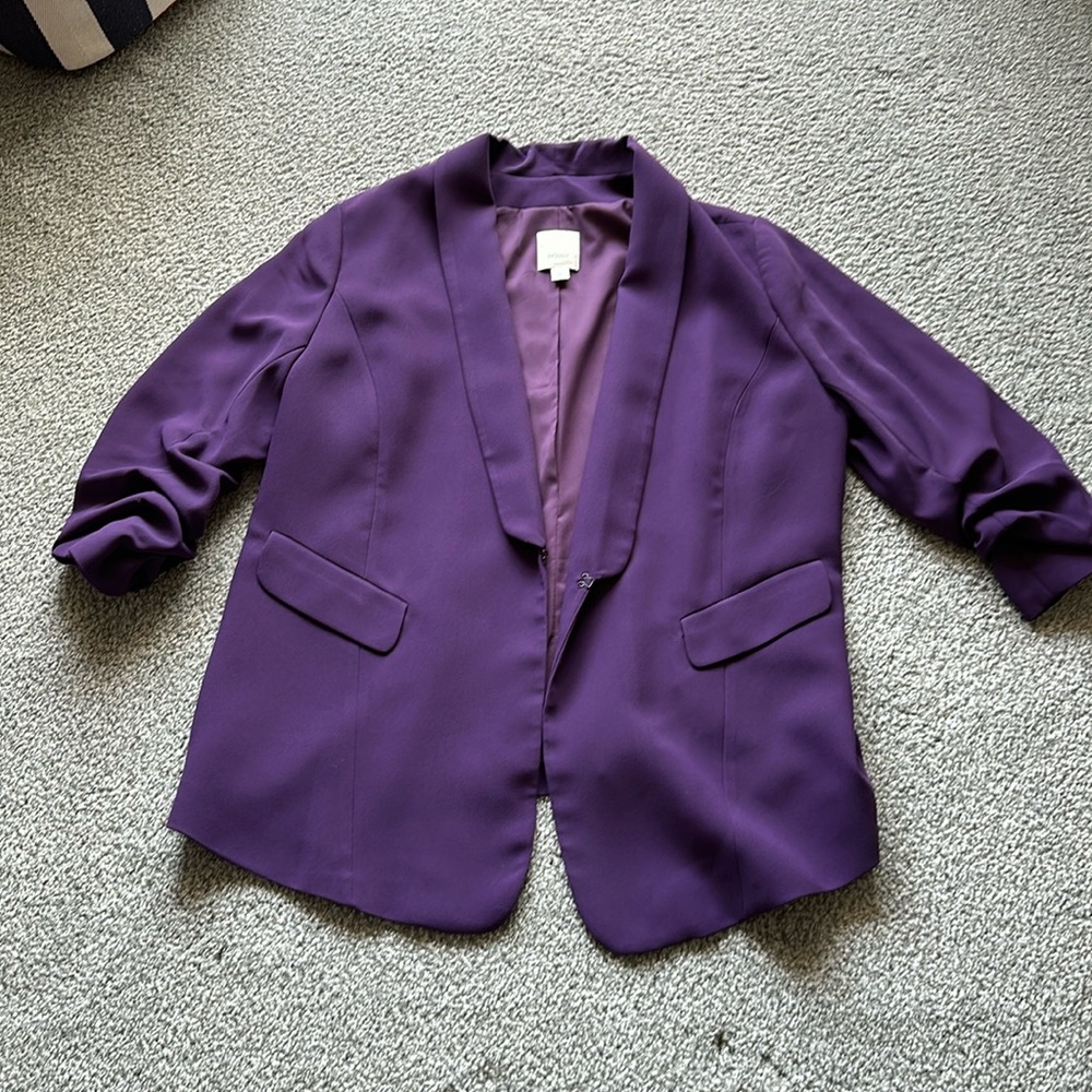 Oversized, purple blazer